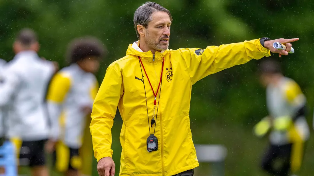 Gibt beim BVB weiter die sportliche Richtung vor: Niko Kovac - Bild: David Inderlied/dpa