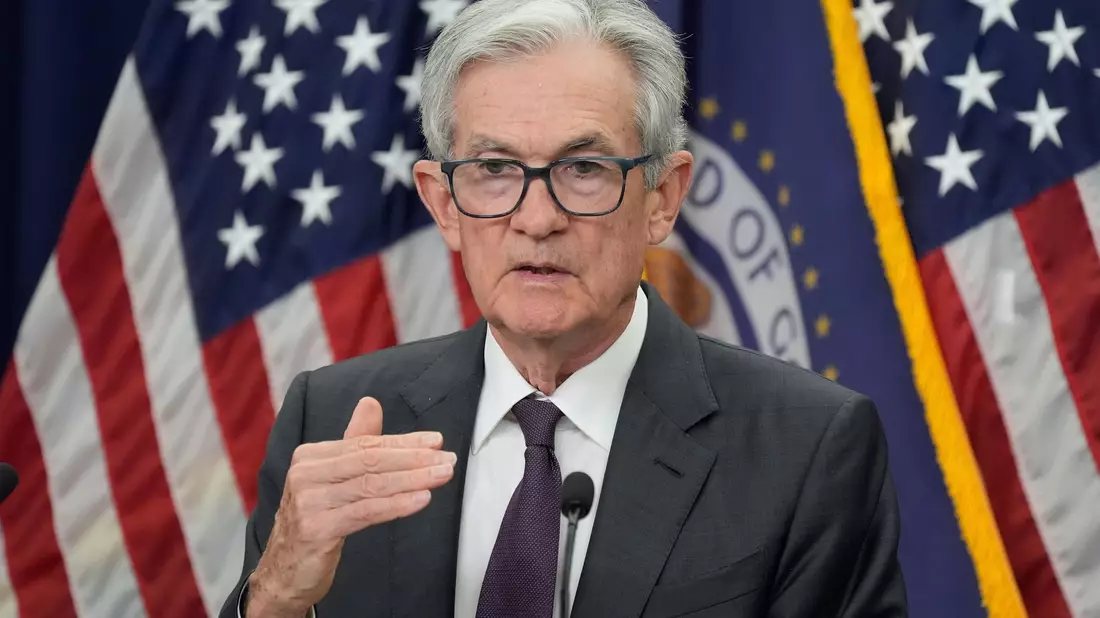Der Chef der US-Notenbank, Jerome Powell, widersetzt sich bisher den Forderungen von Trump nach Leitzinssenkungen. - Bild: Manuel Balce Ceneta/AP/dpa