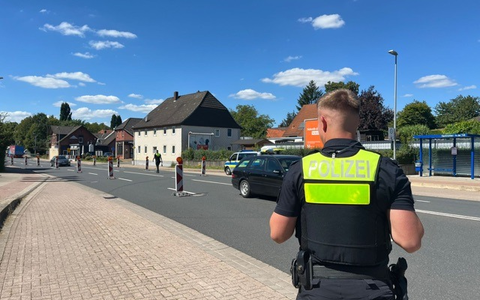 POL-HM: Polizei und Netzwerkpartner gestalten gemeinsame Aktionswoche für mehr Verkehrssicherheit - Foto: presseportal.de