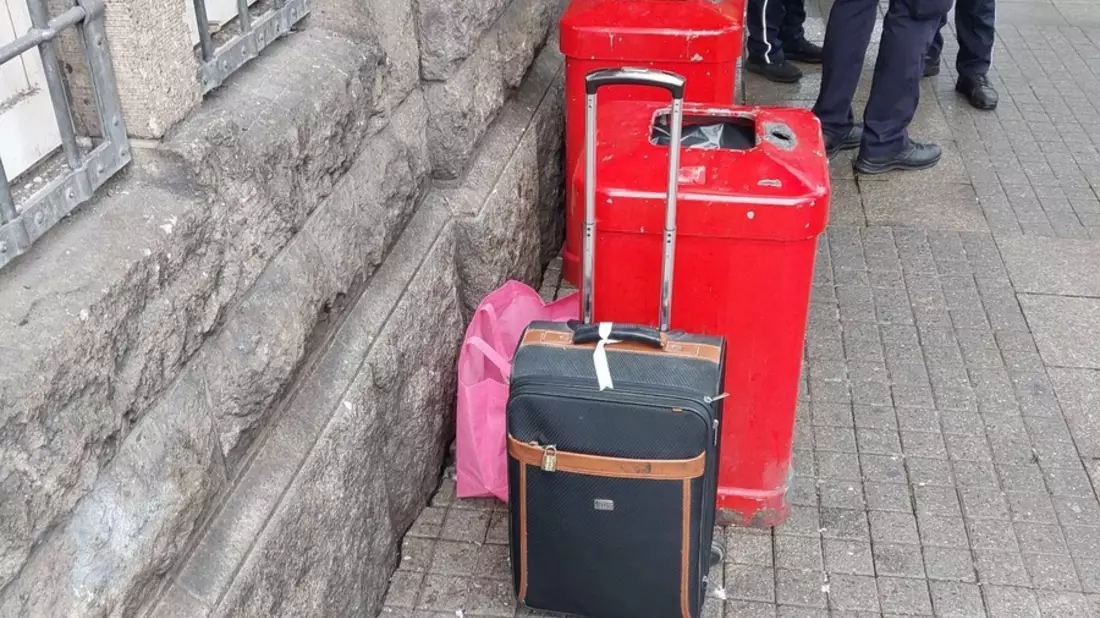 BPOL-HH: Herrenloser Trolley sorgte für Einsatzmaßnahmen der Bundespolizei am Hamburger Hauptbahnhof-Eigentümer durch Videosichtung und Fahndung festgestellt- - Bild: presseportal.de
