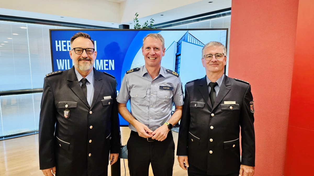 POL-PPRP: Wechsel in der Leitung der Polizeiinspektion Wörth - Foto: presseportal.de