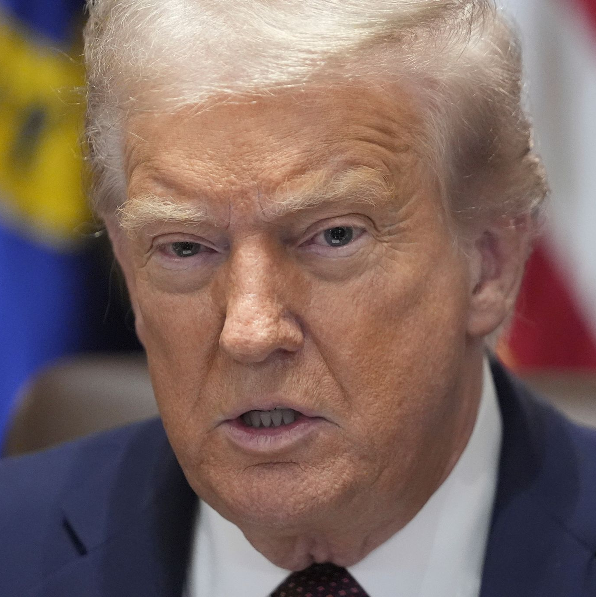 Die Kabinettssitzung war legendär - wegen ihrer Länge (Archivbild). - Foto: Mark Schiefelbein/AP/dpa