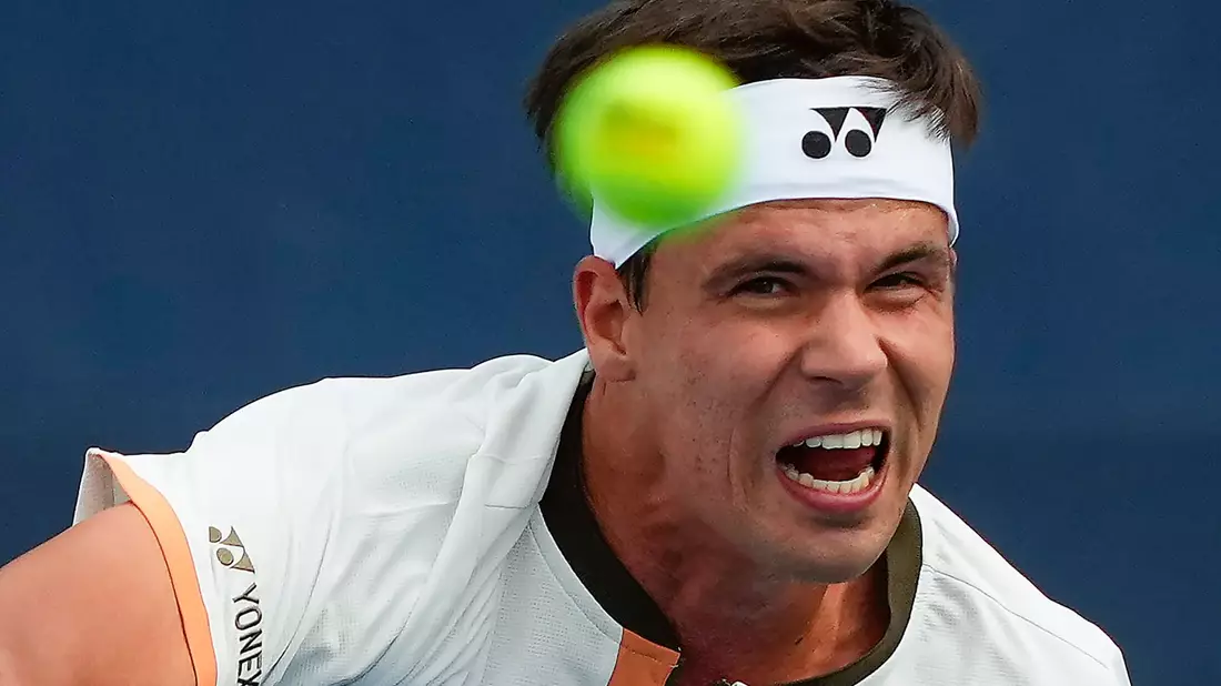 Ein Tennis-Duell über 4:46 Stunden - dann hatte Daniel Altmaier seinen Erstrundensieg in New York geschafft.  - Bild: Yuki Iwamura/AP/dpa