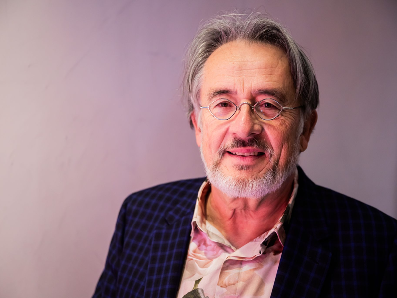 Mit 66 Jahren, da fängt das Leben an: Gert Scobel bleibt auch als Rentner aktiv bei Youtube. (Archivbild) - Foto: Christoph Soeder/dpa