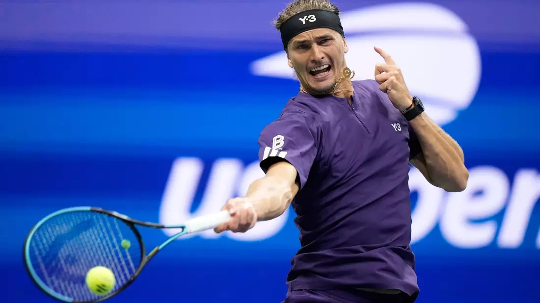 Alexander Zverev machte gegen den Chilenen Alejandro Tabilo den Zweitrundeneinzug perfekt. - Bild: Frank Franklin II/AP/dpa