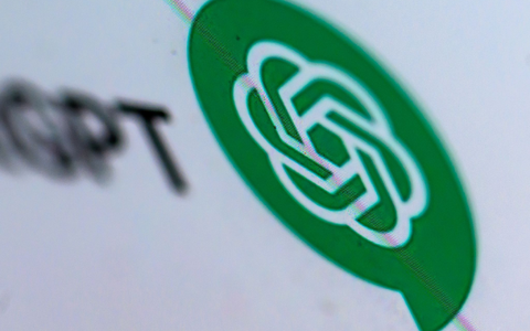 Der ChatGPT-Entwickler OpenAI verspricht bessere Maßnahmen zur Suizid-Prävention. (Archivbild) - Foto: Hendrik Schmidt/dpa