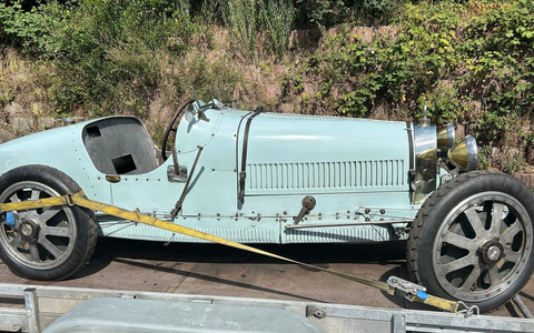 HZA-DO: Einfuhr ohne Zollpapiere / Zoll stellt Oldtimer sicher - Foto: presseportal.de