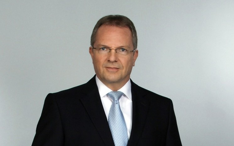 Führungskrise made in Germany: Hat das Aus der Wehrpflicht unsere Chefs weich gemacht? - Foto: presseportal.de