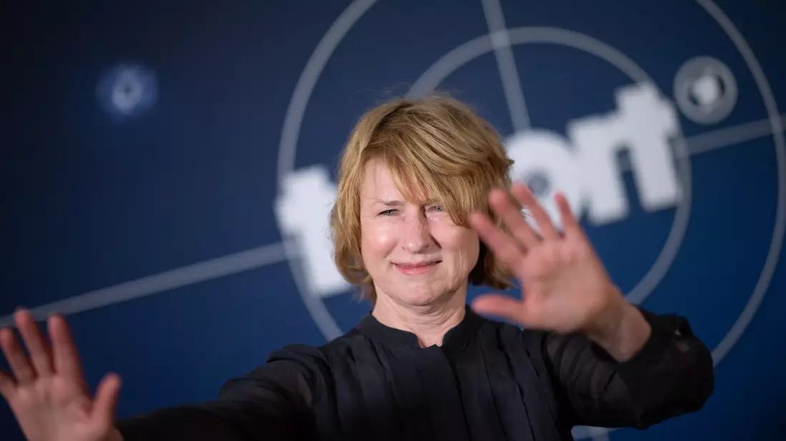 Es bleibt bei ihrem Tatort-Ausstieg: Schauspielerin Corinna Harfouch. (Archivbild) - Bild: Sebastian Christoph Gollnow/dpa