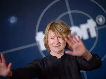 Es bleibt bei ihrem Tatort-Ausstieg: Schauspielerin Corinna Harfouch. (Archivbild) - Foto: Sebastian Christoph Gollnow/dpa