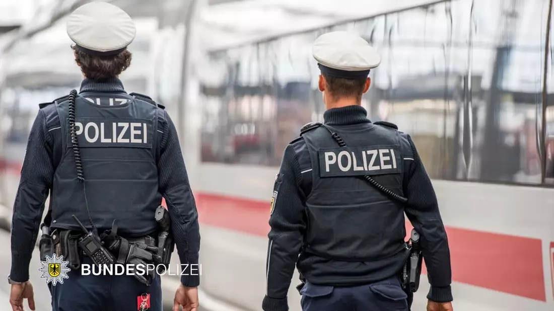 Bundespolizeidirektion München: Familienzusammenführung geglückt Bundespolizei schickt Kinder nach - Bild: presseportal.de