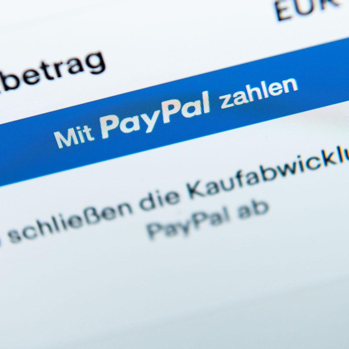 Paypal ist der mit Abstand wichtigste Online-Zahlungsdienst auf dem deutschen Markt. (Symbolbild) - Foto: Silas Stein/dpa
