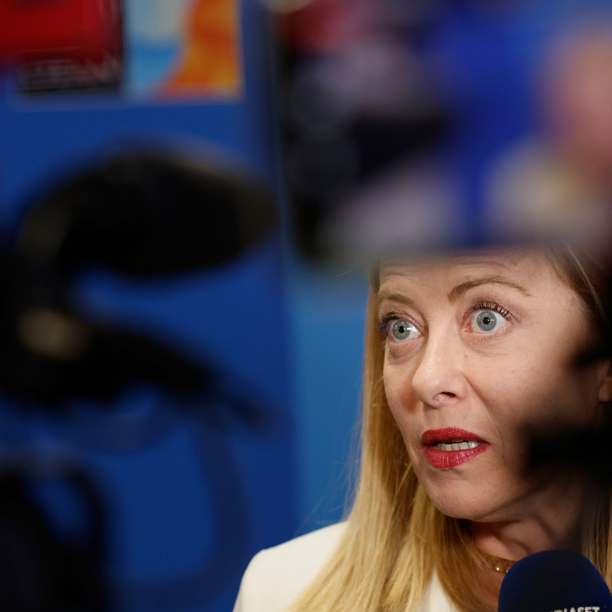 Meloni steht seit Oktober 2022 an der Spitze der rechten Dreier-Koalition in Italien. (Archivbild) - Foto: Geert Vanden Wijngaert/AP/dpa