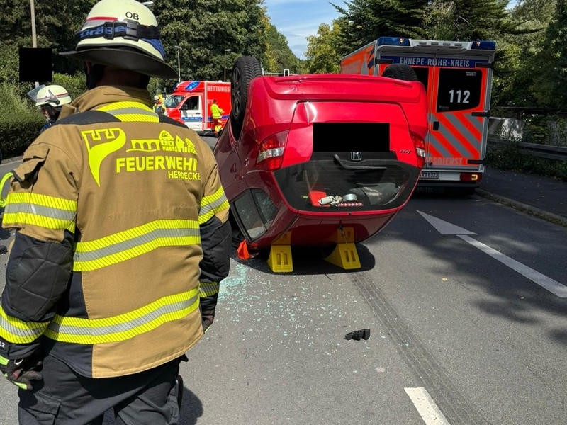 FW-EN: Schwere Verkehrsunfall am Mittag auf der Straße Herdecker Bach B54 - Foto: presseportal.de