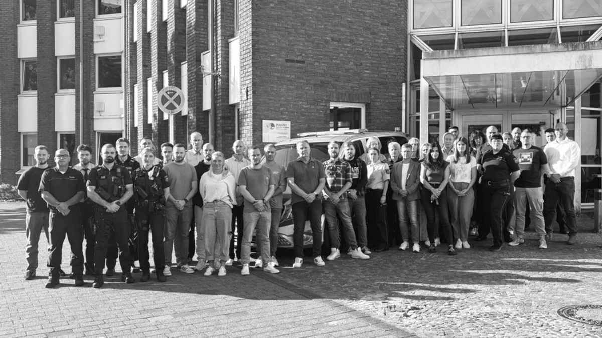 POL-MK: Schweigeminute für getöteten Kollegen im Saarland - Foto: presseportal.de