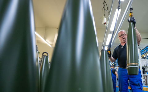 In dem neuen Munitionswerk sollen 350 Arbeitsplätze entstehen. (Archivbild) - Foto: Philipp Schulze/dpa