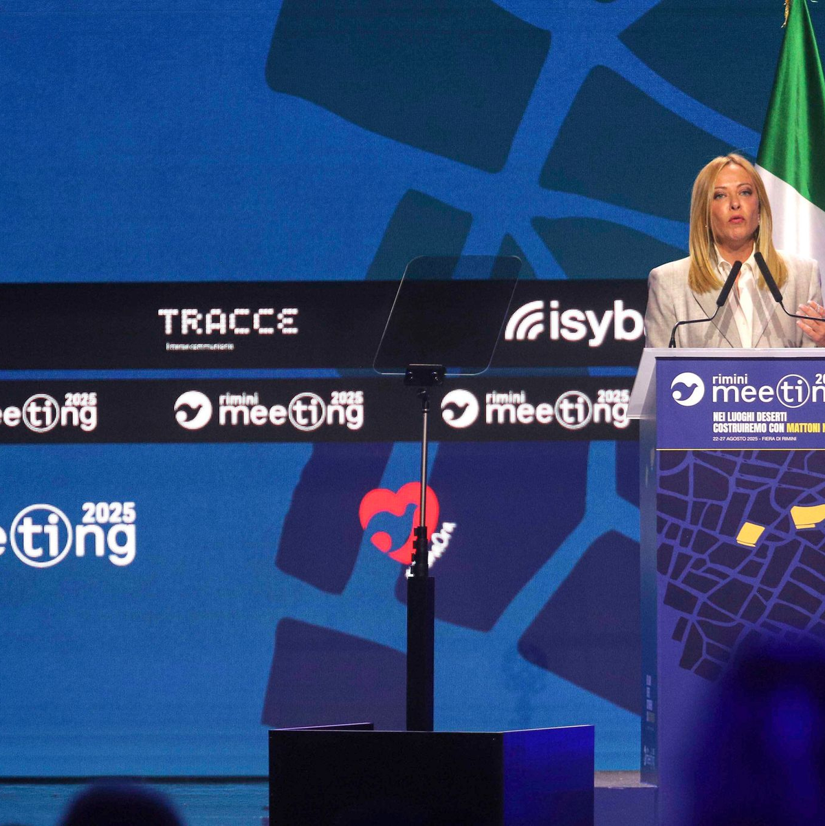 Meloni steht seit Oktober 2022 an der Spitze der rechten Dreier-Koalition in Italien.  - Foto: Davide Gennari/LaPresse/AP/dpa