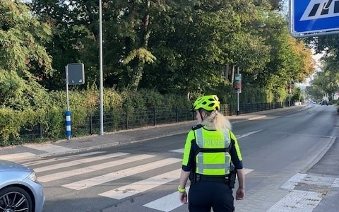 POL-LIP: Kreis Lippe. Kontrollen zum Schulstart: Viele Autofahrer an Schulen zu schnell unterwegs. - Foto: presseportal.de POL-LIP: Kreis Lippe. Kontrollen zum Schulstart: Viele Autofahrer an Schulen zu schnell unterwegs. - Foto: presseportal.de