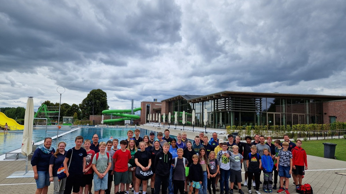 FW Alpen: Jugendfeuerwehr Alpen beim Kreizeltlager 2025 - Foto: presseportal.de