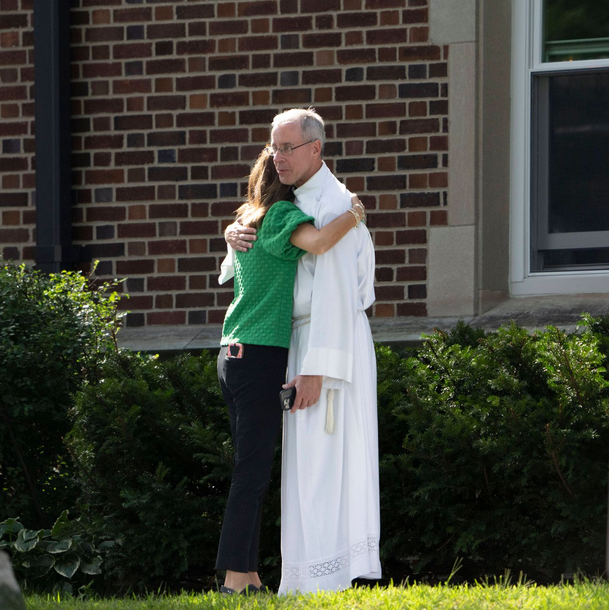 Zwei Kinder wurden während des Gottesdienstes von dem Täter erschossen. - Foto: Renée Jones Schneider/Star Tribune/AP/dpa
