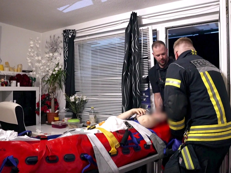 Neue Folge Mensch Retter - NACHTSCHICHT: lebensbedrohlicher Fahrradunfall, Herzdrama und Schwindelnotfall - Foto: presseportal.de