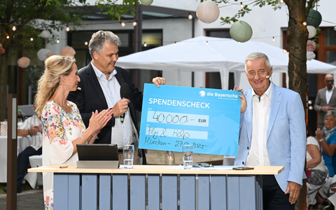 Erwin Flieger Stiftung: Die Bayerische engagiert sich langfristig und setzt erstes Schulprojekt in Tansania um - Foto: presseportal.de