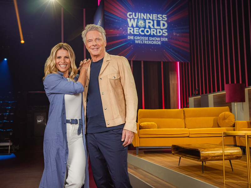 Michelle Hunziker Jörg Pilawa Guinness World Records - Die große Show der Weltrekorde - Foto: Joyn/Marina Geckeler, presseportal.de