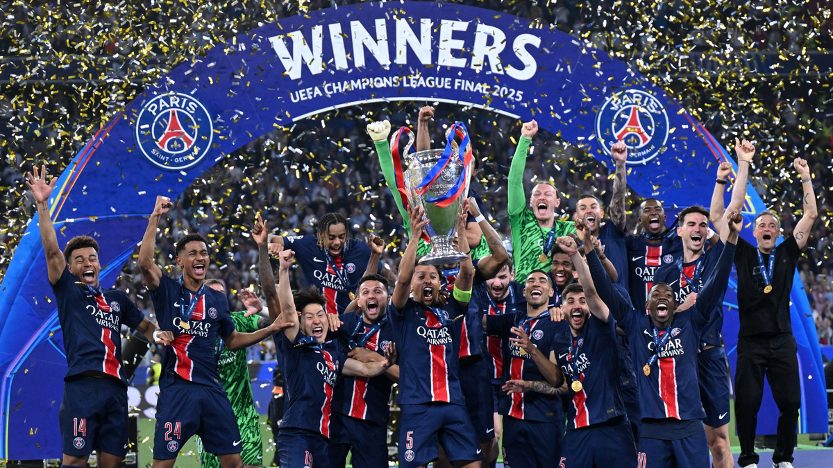 Paris Saint-Germain gewann in der vergangenen Saison den Titel in der Champions League. (Archivbild) - Foto: Robert Michael/dpa