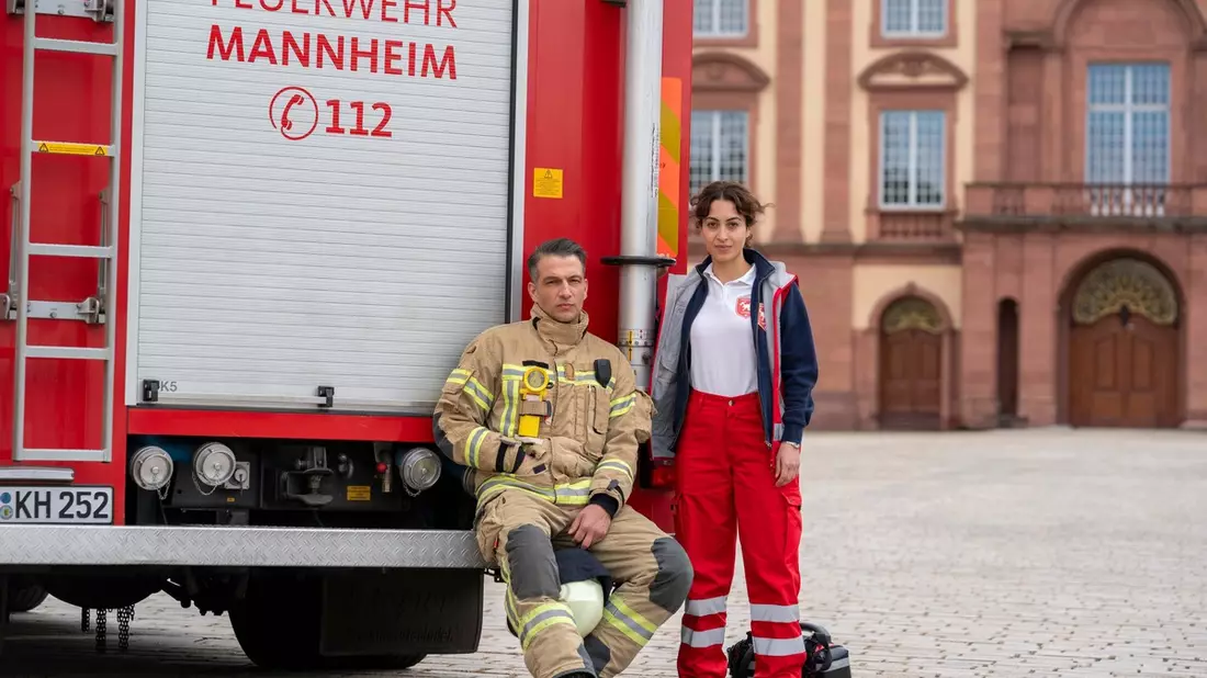 Die Notärztin ist wieder im Einsatz / Dreharbeiten zur zweiten Staffel der ARD Serie mit Sabrina Amali - Bild: presseportal.de