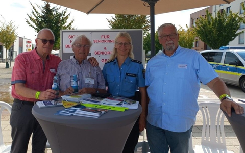 POL-OF: Zwei Männer gerieten aneinander; Schutzfrau vor Ort auf dem Sommerfest der Senioren; Bordcomputer aus Traktoren geklaut und mehr - Foto: presseportal.de