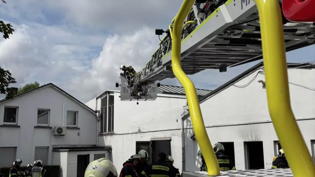 FW-W: Feuer in Werkzeugfabrik gelöscht - Bild: presseportal.de