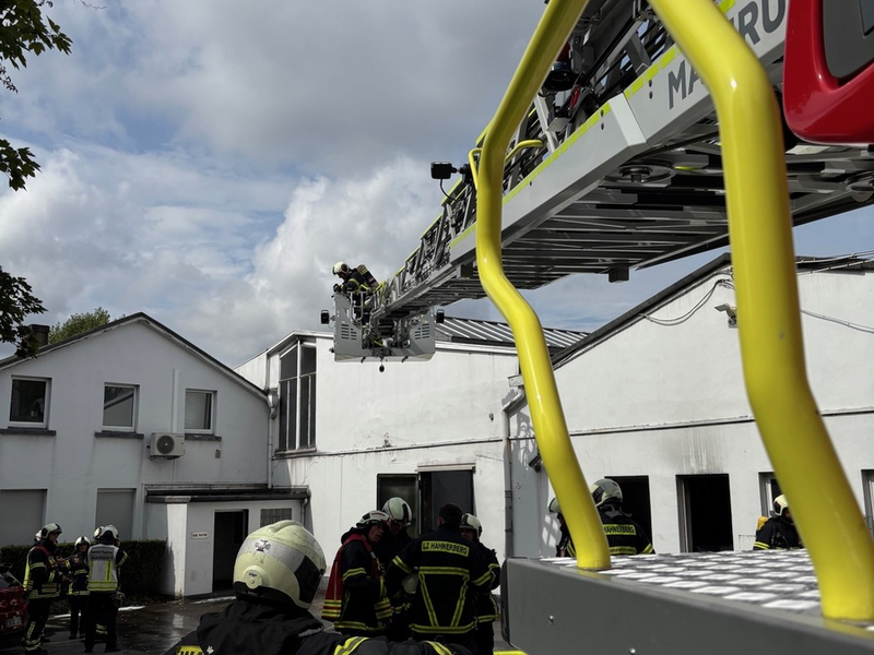 FW-W: Feuer in Werkzeugfabrik gelöscht - Foto: presseportal.de