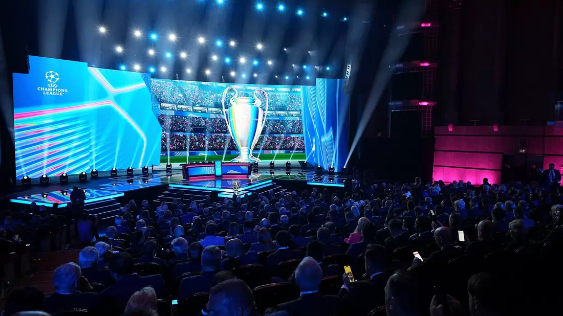 Die Auslosung der Champions-League-Ligaphase fand auch in diesem Jahr wieder in Monaco statt - Bild: Laurent Cipriani/AP/dpa