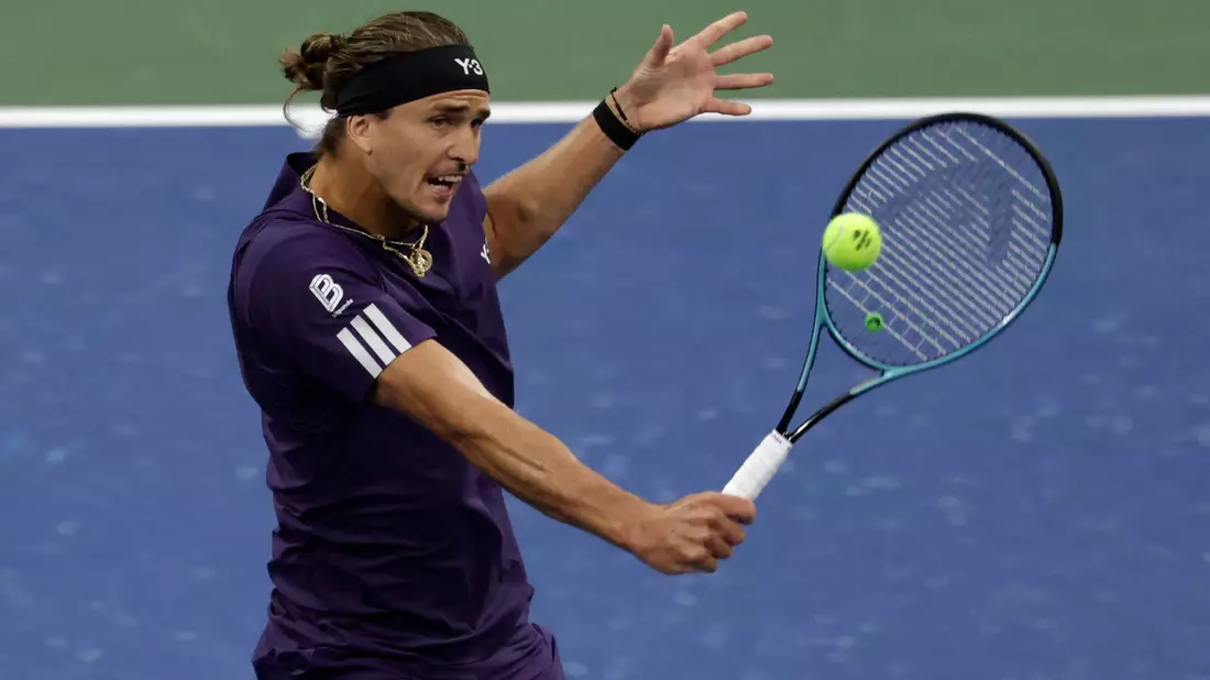 Jan-Lennard Struff lag gegen Novak Djokovic schnell deutlich zurück. - Bild: Adam Hunger/AP/dpa
