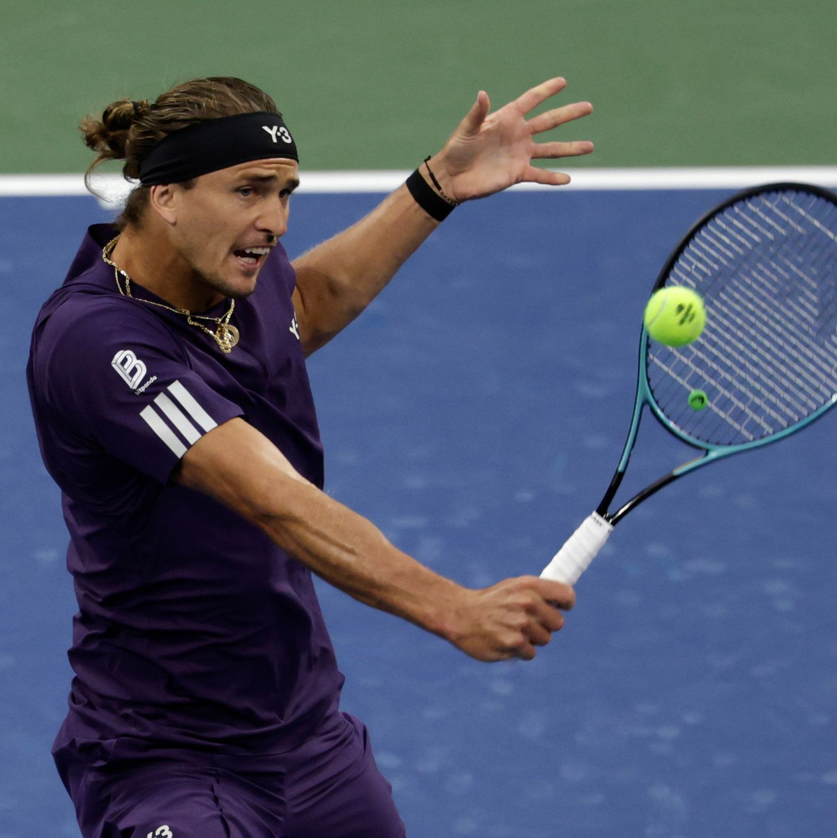 Jan-Lennard Struff lag gegen Novak Djokovic schnell deutlich zurück. - Foto: Adam Hunger/AP/dpa
