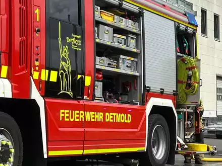 FW-DT: Rauchentwicklung im Industriegebäude - Foto: presseportal.de