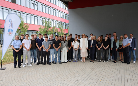 POL-RE: Kreis Recklinghausen/Bottrop: Herzlich willkommen beim Polizei-Abitur - 29 Schüler beginnen an der Fachoberschule Polizei - Foto: presseportal.de