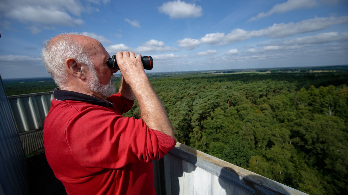 Der Feuerwachturm Galgenberg am nördlichen Rand des Ruhrgebiets ist Teil eines Verbundes.  - Foto: Henning Kaiser/dpa