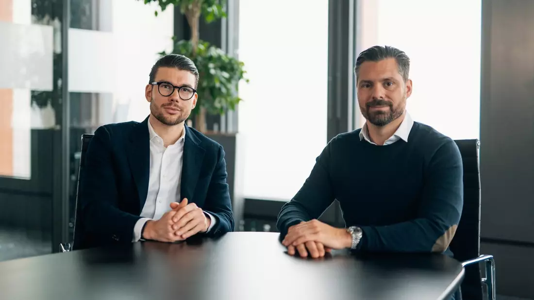 Fluktuation stoppen? Was Mitarbeitende wirklich an Unternehmen bindet - Bild: presseportal.de