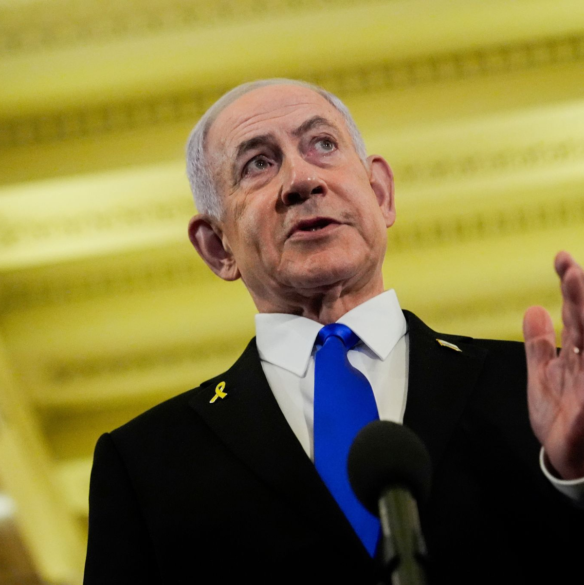 Laut Israels Ministerpräsident Benjamin Netanjahu haben israelische Einsatzkräfte in Gaza zwei Leichen von Geiseln gefunden. (Archivbild) - Foto: Julia Demaree Nikhinson/AP/dpa