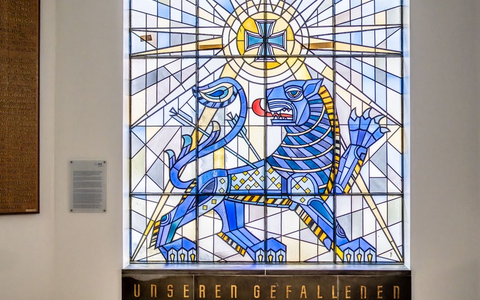 POL-SH: Tag des offenen Denkmals - Gedenkstätte in der Bezirkskriminalinspektion Kiel besichtigen - Foto: presseportal.de POL-SH: Tag des offenen Denkmals - Gedenkstätte in der Bezirkskriminalinspektion Kiel besichtigen - Foto: presseportal.de