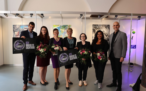 POL-H: Ausstellung Mach es sichtbar sensibilisiert für das Thema sexuelle Belästigung am Arbeitsplatz - Foto: presseportal.de POL-H: Ausstellung Mach es sichtbar sensibilisiert für das Thema sexuelle Belästigung am Arbeitsplatz - Foto: presseportal.de