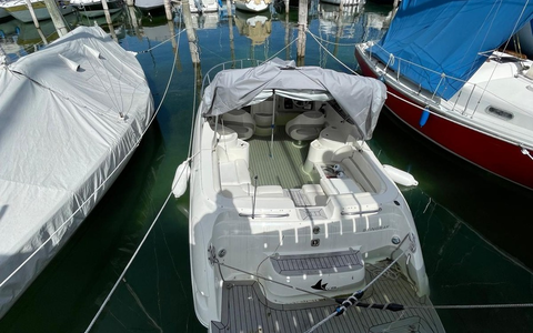 FW Reichenau: Sportboot droht zu sinken, Reichenau-Mittelzell, 29.08.2025 - Foto: presseportal.de