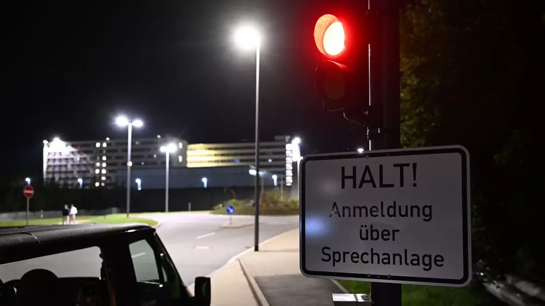 Behörden warteten vergeblich auf Rechtsextremistin Liebich. - Bild: Hendrik Schmidt/dpa