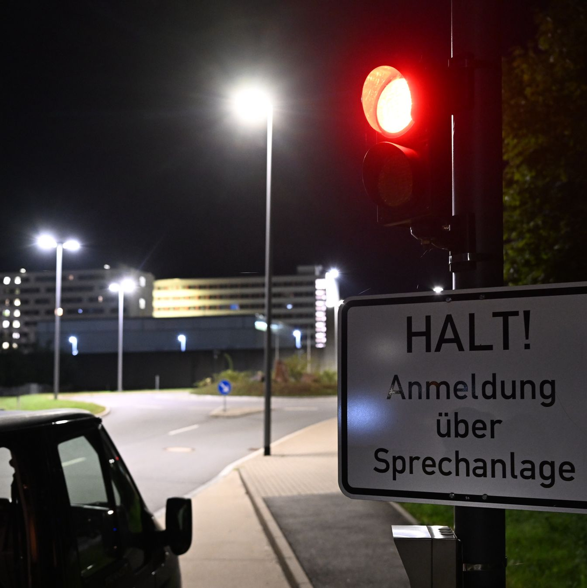 Behörden warteten vergeblich auf Rechtsextremistin Liebich. - Foto: Hendrik Schmidt/dpa