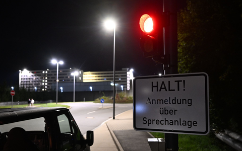 Behörden warteten vergeblich auf Rechtsextremistin Liebich. - Foto: Hendrik Schmidt/dpa