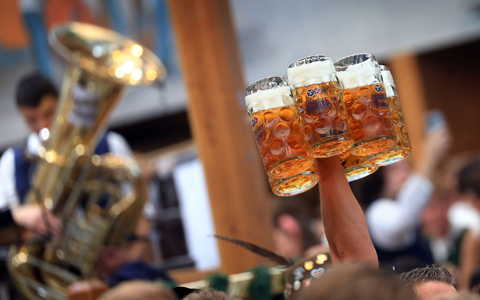 Auf dem Oktoberfest Àndern sich gleich mehrere Dinge. (Archivbild) - Foto: Karl-Josef Hildenbrand/dpa Auf dem Oktoberfest Àndern sich gleich mehrere Dinge. (Archivbild) - Foto: Karl-Josef Hildenbrand/dpa