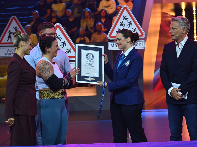 Neun Weltrekorde! Guinness World Records - Die große Show der Weltrekorde überzeugt am Freitagabend in SAT.1 - Foto: Joyn/Claudius Pflug, presseportal.de