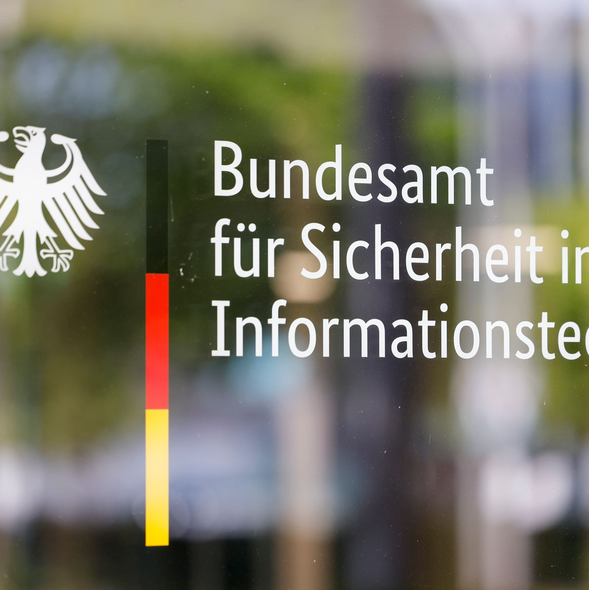 Das Bundesamt für Sicherheit in der Informationstechnik (BSI) ist die zentrale Meldestelle für IT-Sicherheitsvorfälle. (Symbolbild) - Foto: Thomas Banneyer/dpa