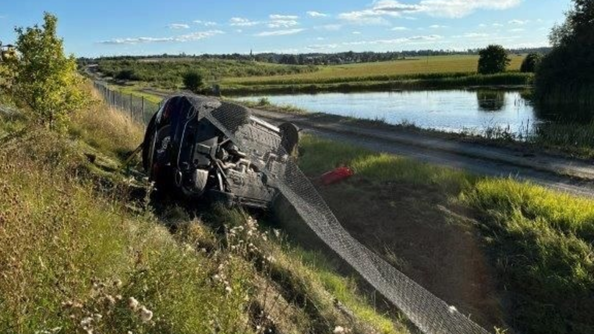 API-TH: Schwerer Verkehrsunfall auf der A9 bei Dittersdorf - Rettungshubschrauber im Einsatz - Foto: presseportal.de